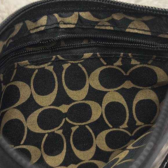 Coach Multicolor Circle Pattern Signature Wristlet - Picture 13 of 16